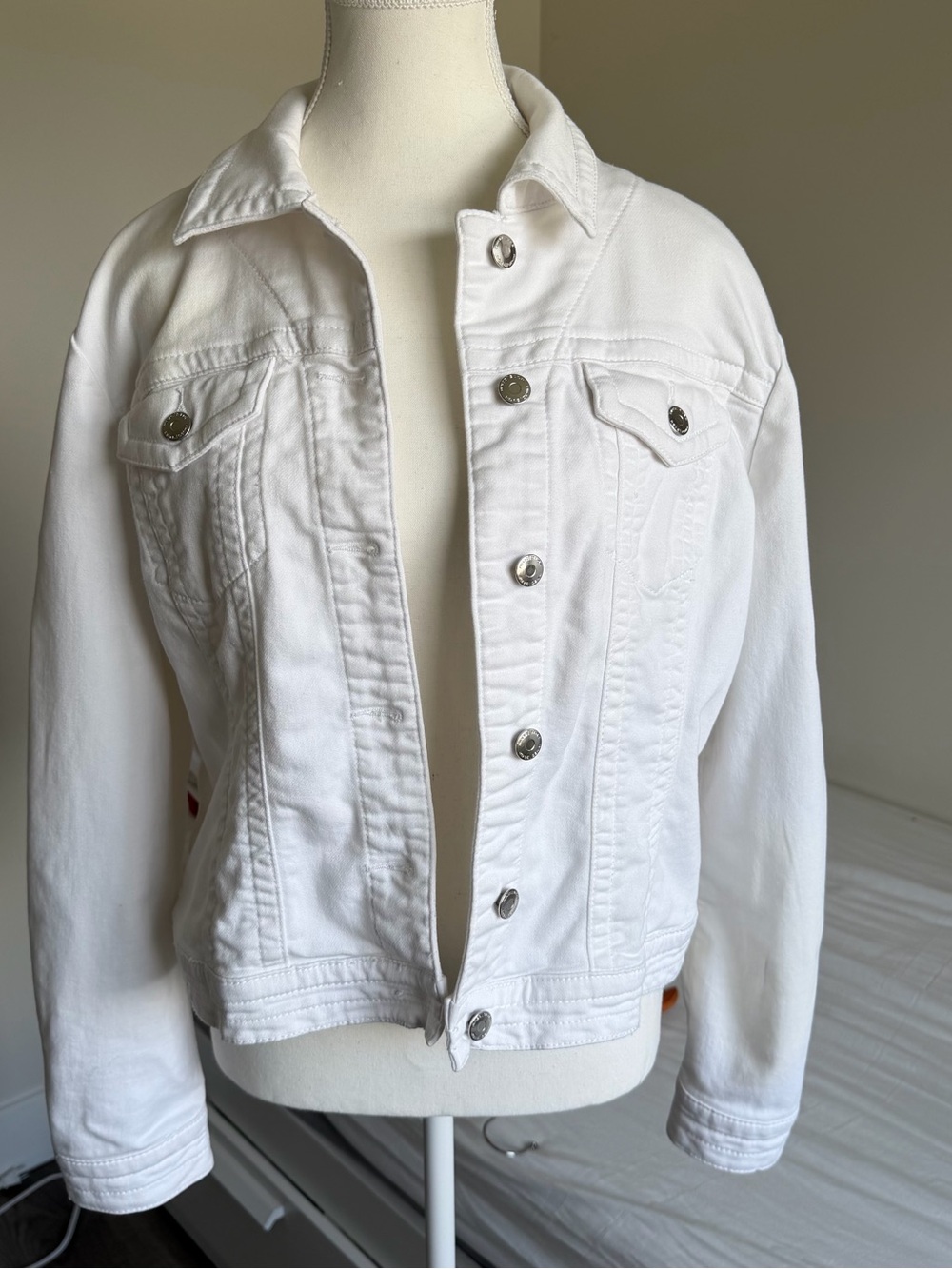 2016 Denim by Parasuco White Jean Jacket Size L/G Classic Cotton Blend Trucker